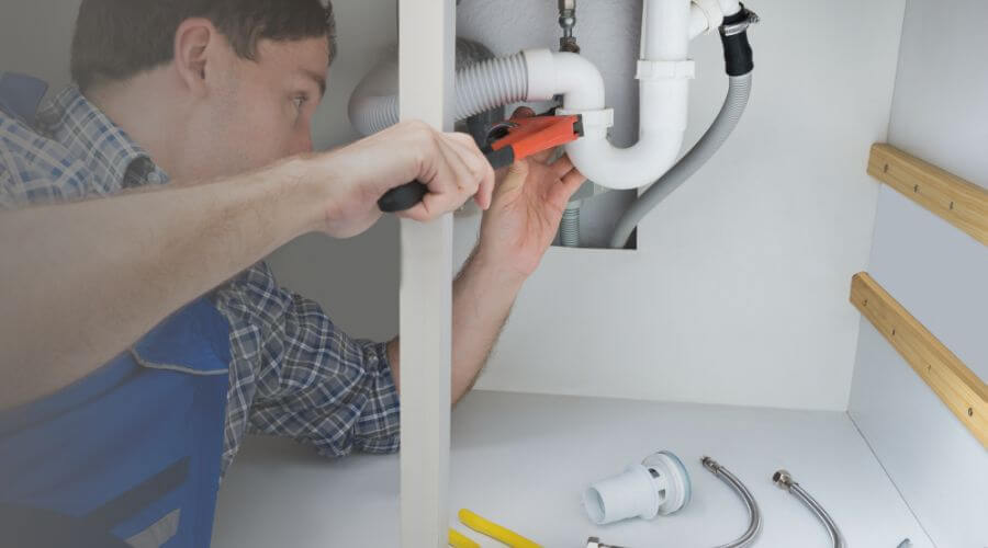Local tankless water heater installation in Fairfield, IL